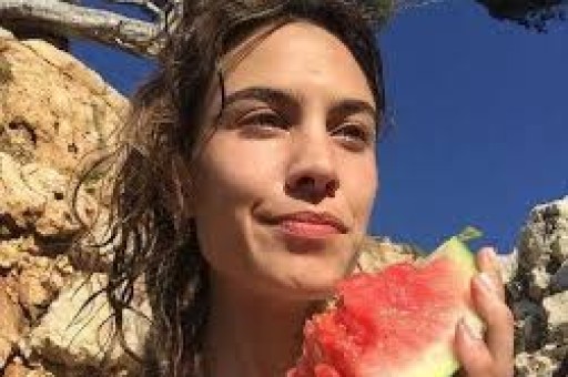 柳州地震捐款名单曝光年入上亿明星“沉默不语”郭晶晶没说错