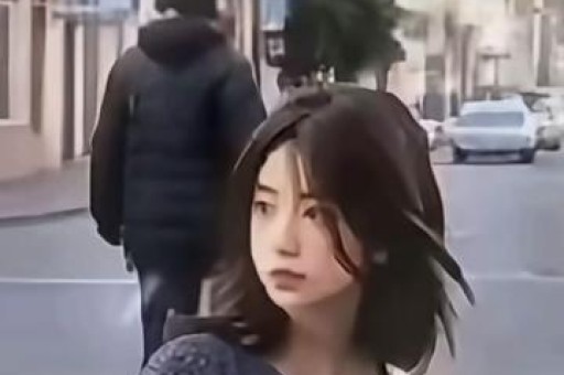 刷新下限！女网红开设绿茶速成班已有15万人买 最新回应来